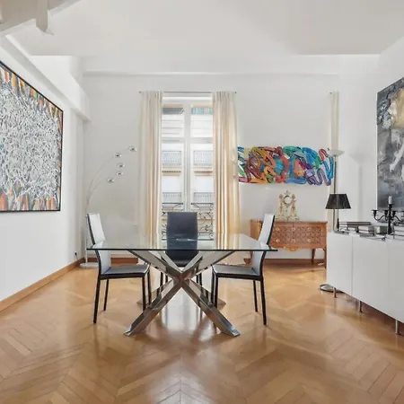 Pantheon Beast Apartment